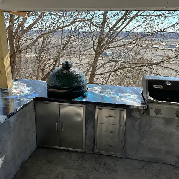 Outdoor Kitchen